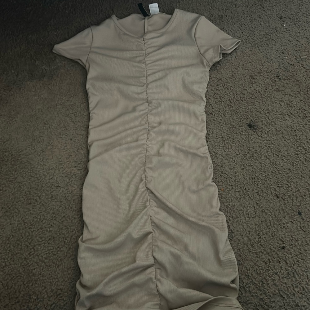 women’s body con dress